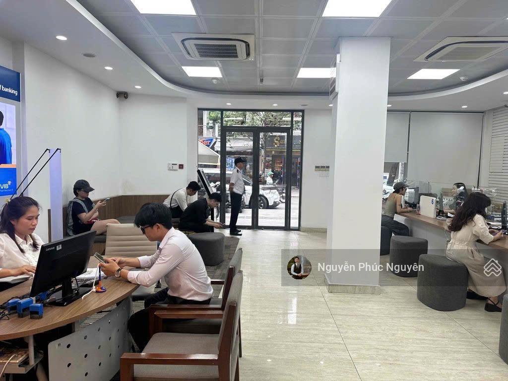 Cho thuê nhà mt huỳnh thúc kháng, phường bến nghé, quận 1 dt 8.2x14m trệt 4 lầu suốt giá 250 triệu