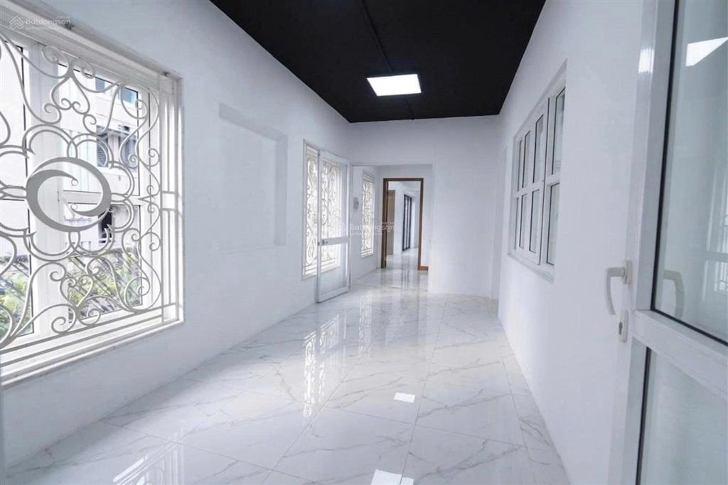 Cho thuê nhà mt pasteur, p. võ thị sáu, quận 3 dt 16x30m, 2 khối nhà giá 470 triệu, có thể tách lẻ