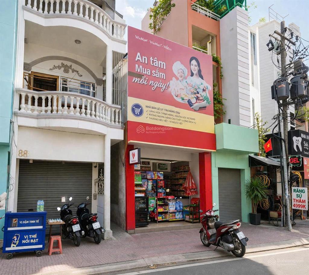Cho thuê nhà mặt tiền trần quang diệu, p.14, quận 3, dt 5x18m gồm trệt 1 gác lửng, giá chỉ 45tr