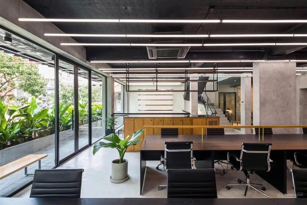 Cho thuê nhà nguyễn thị diệu, phường võ thị sáu, quận 3 dt 17x11m hầm 4 tầng giá 320 triệu