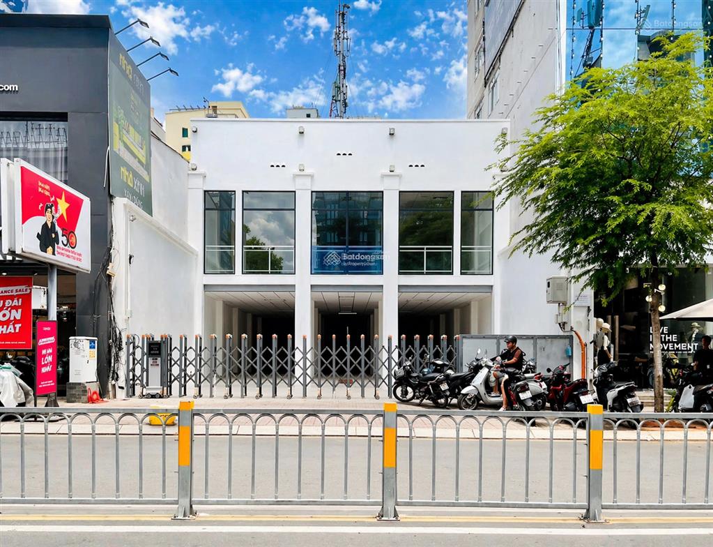 Cho thuê nhà mt hai bà trưng, p. võ thị sáu quận 3 dt 11.5x36m dtsd 599m² giá 450 triệu