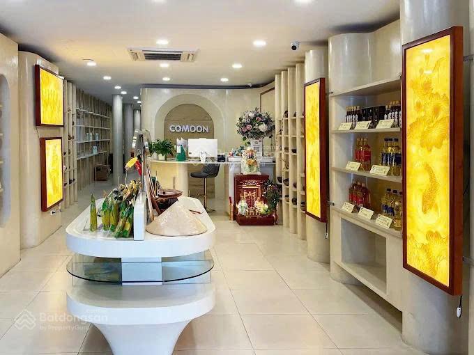 Cho thuê nhà 2mt đường 3/2, phường 6, quận 10 dt 6x24m trệt 3 lầu giá 99 triệu
