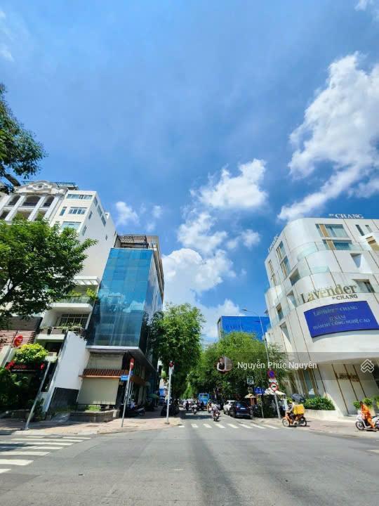 Cho thuê tòa nhà 55a trương định, phường võ thị sáu, quận 3  hầm 5 lầu tm  giá 230 triệu