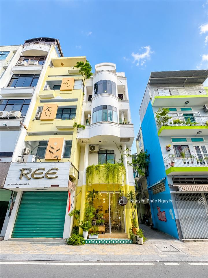 Cho thuê nhà 2mt 203a nguyễn văn thủ phường đa kao quận 1 dt 4.5x18m trệt 3 lầu st giá 85 triệu