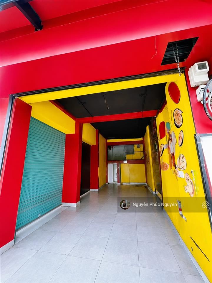 Cho thuê nhà 2mt 382a lý thái tổ, p.10 q10 dt 4x14m nở hậu 6m  trệt 3 lầu st  giá 90 triệu