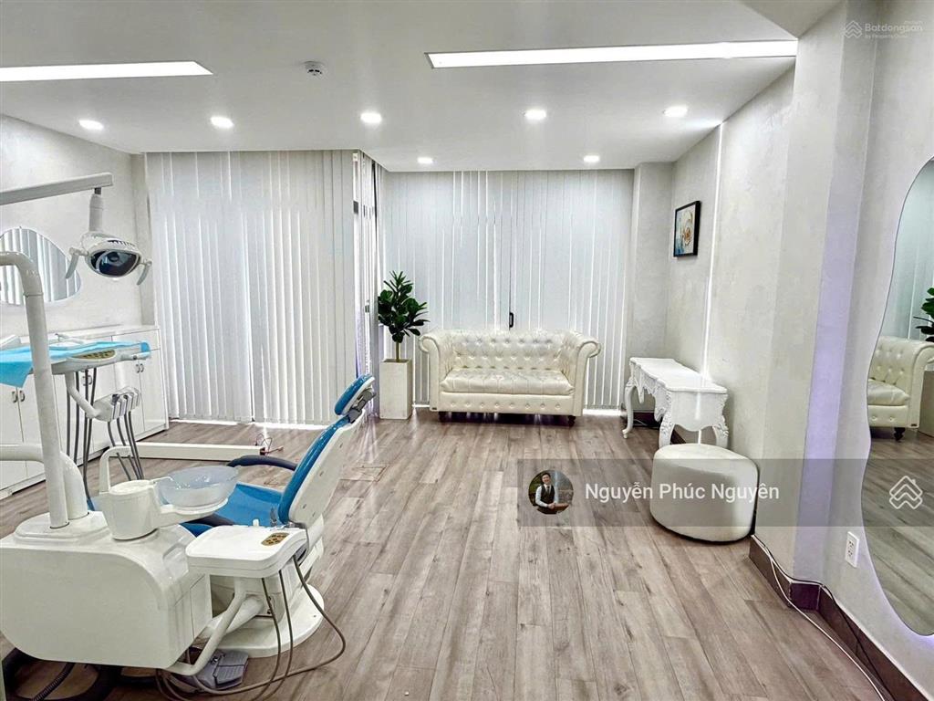 Cho thuê tòa nhà thạch thị thanh, p. tân định, quận 1 hầm 5 lầu tm giá 140 triệu
