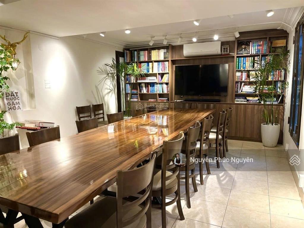 Cho thuê biệt thự điện biên phủ, phường võ thị sáu, quận 3, dt 10x25m sân vườn giá 120 triệu