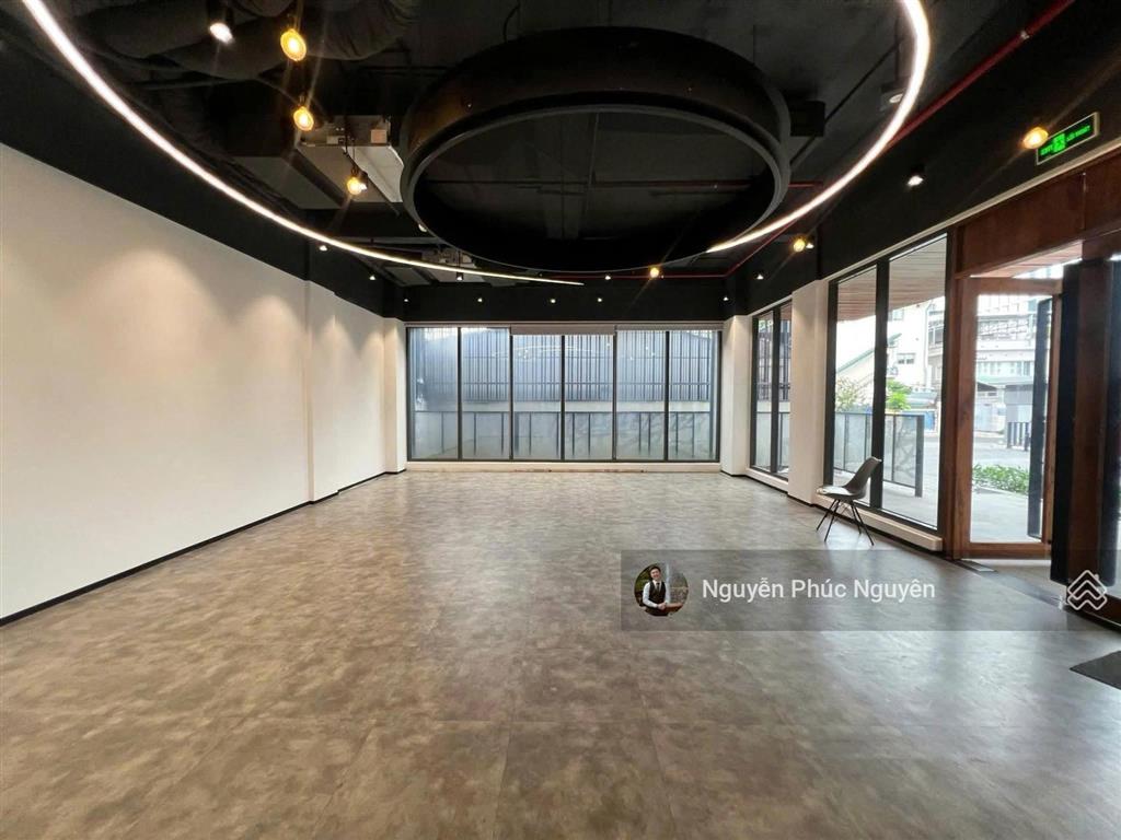 Cho thuê tòa nhà 47a tú xương, phường võ thị sáu, quận 3, dtsd 483m2, hầm, 2 lầu, tm, giá 280 triệu