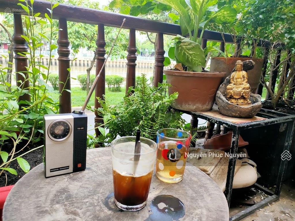 Cho thuê nhà mặt tiền đường điện biên phủ, phường 22, quận bình thạnh. dt 15x40m, trệt lửng