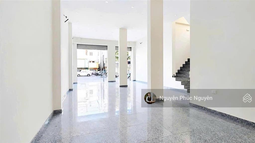 Cho thuê nhà mt lê văn duyệt quận bình thạnh, diện tích 7x15m trệt 3 lầu st thang máy, giá 120tr
