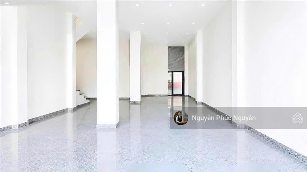 Cho thuê nhà mt lê văn duyệt quận bình thạnh, diện tích 7x15m trệt 3 lầu st thang máy, giá 120tr