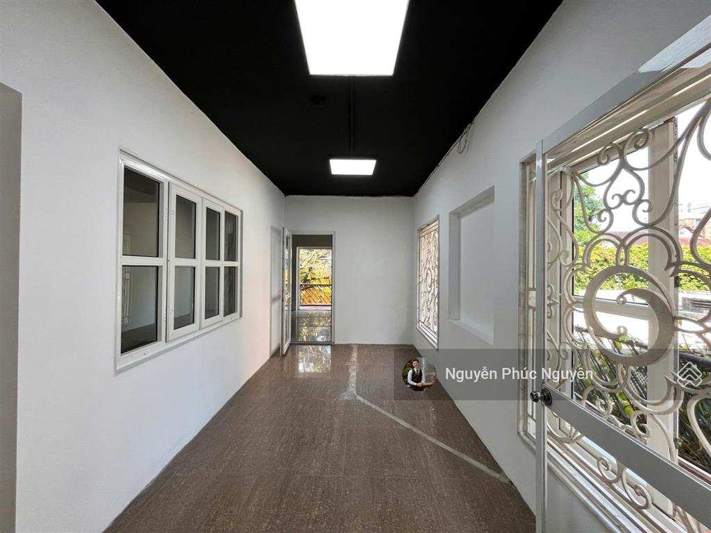 Cho thuê nhà mặt tiền nguyễn công trứ, quận 1, 4.6x17.5m, hầm trệt 5 lầu, 13pn, hồ bơi, giá 140tr