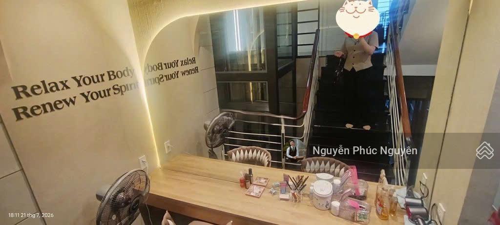 Cho thuê nhà mt tô hiến thành q10 5x30m trệt 5 lầu tm giá 90tr
