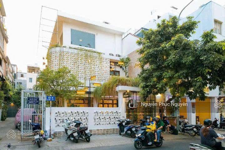 Cho thuê nhà nguyên căn phan kế bính q1, 17x22m trệt 2 lầu giá 100tr