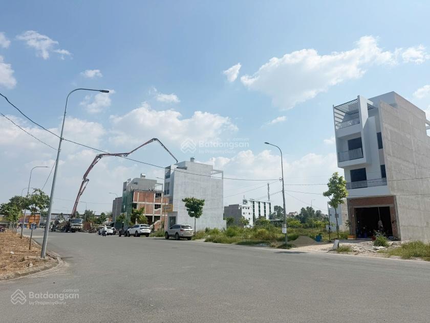 Bán đất dự án đông bình dương gần công viên, trường học cấp 1,2,3 giá rẻ 1,240 tỷ.  0919 940 ***