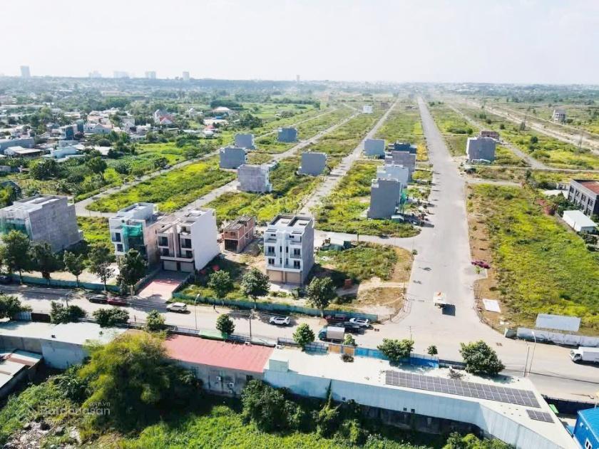 Bán đất dự án đông bình dương gần công viên, trường học cấp 1,2,3 giá rẻ 1,240 tỷ.  0919 940 ***