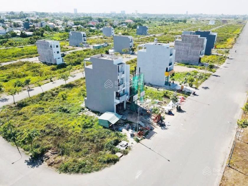 Bán đất dự án đông bình dương gần công viên, trường học cấp 1,2,3 giá rẻ 1,240 tỷ.  0919 940 ***