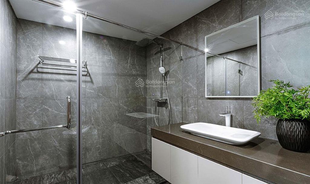 Căn góc 3 phòng ngủ có 4 ban công rộng siêu vip tại noble crystal riverside