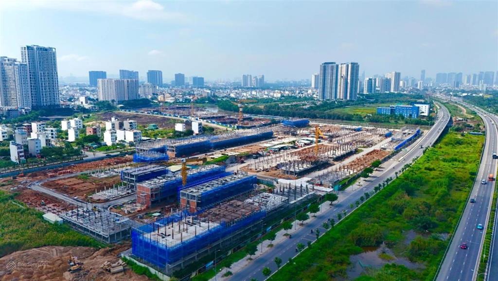 Nhà phố liên kế senturia an phú, căn đối diện công viên nội khu, view thoáng không bị đối nhà