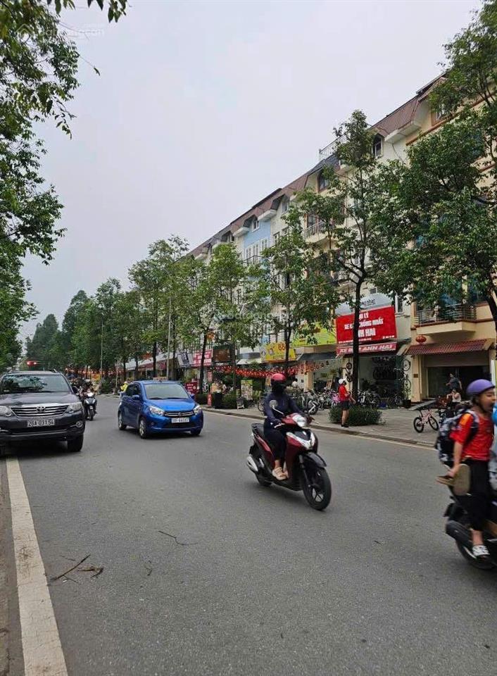 Cc hạ giá 1,2 tỷ bán nhanh căn lk kinh doanh vị trí hiếm sát đường tố hữu, yên nghĩa,  0866 881 ***