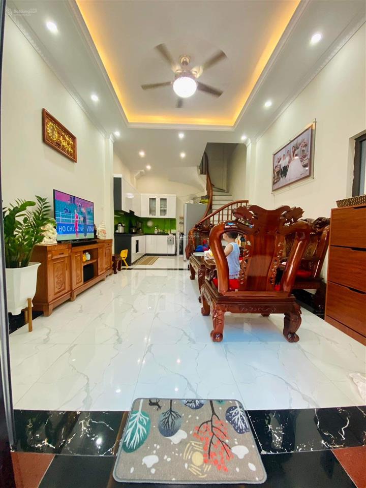 Cc bán nhà dân xây, 4 tầng full đồ ở ngay gần bến xe yên nghĩa, giá hợp lí  0866 881 ***
