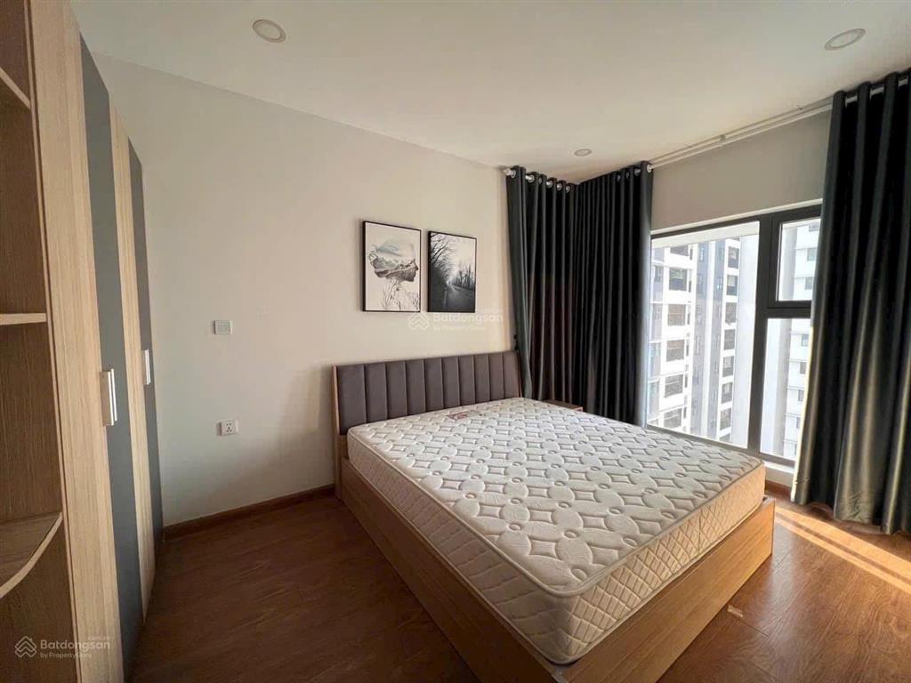 Căn hộ chung cư 3pn, 2wc, 122, giá 10.4 tỷ full nt 24t hoàng đạo thúy, trung hòa, cầu giấy