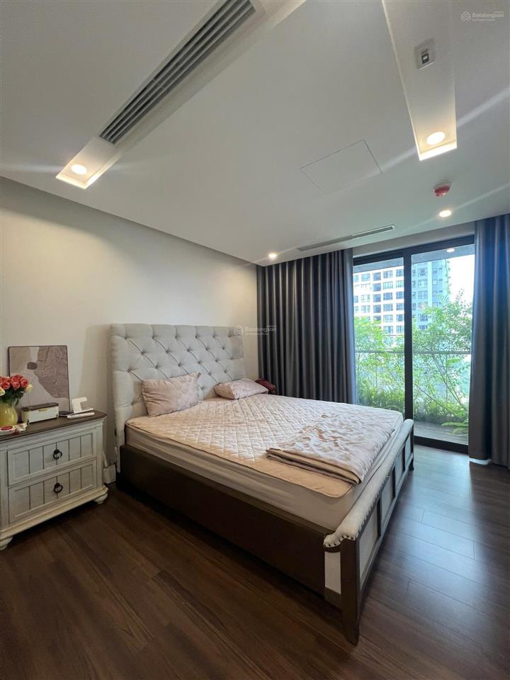 Bán ch green diamond 93 láng hạ 137.33m2 3n 2wc giá 15 tỷ full nt  0971 565 ***