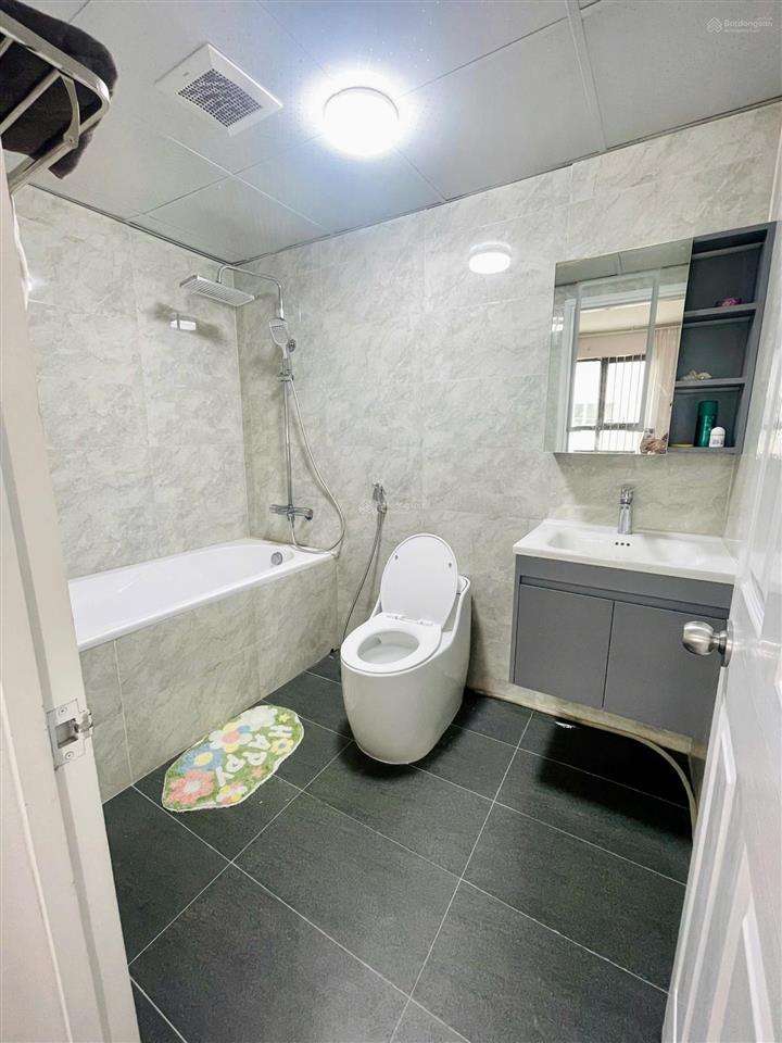 Bán ch tái định cư n3a lê văn lương 69m 3n2w giá 6.4 tỷ đầy đủ nội thất