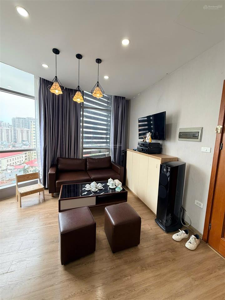 Bán ch eurowindow trần duy hưng 69m 2n2w giá 6.9 tỷ đầy đủ nội thất