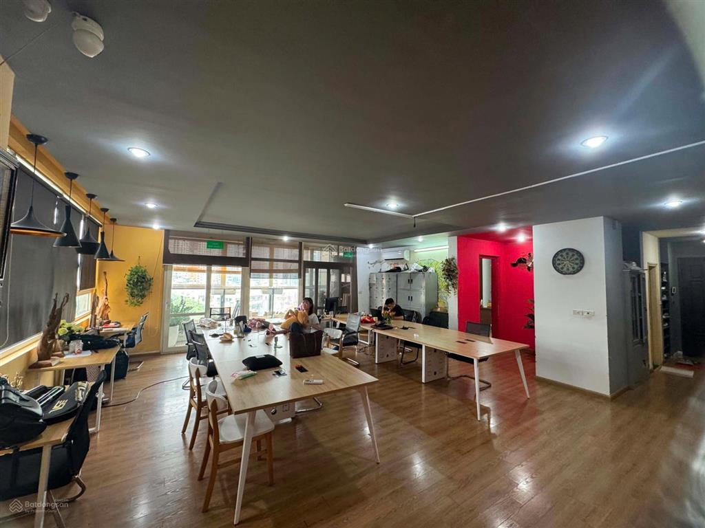 Cần bán biệt thự tại tp tam điệp 223m2 giá 12.9 tỷ, 6 tầng 1 tum gần ngã ba chợ quân đoàn