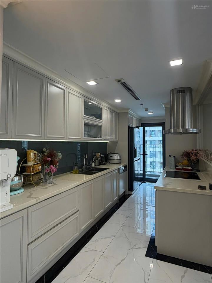 Bán ch five star kim giang 102m giá 9 tỷ 3n2w đầy đủ nội thất