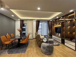 Nhà mới 100% bán 3pn có sổ hồng tại orchard garden 97m2, giá 9 tỷ thương lượng, tầng cao view đẹp