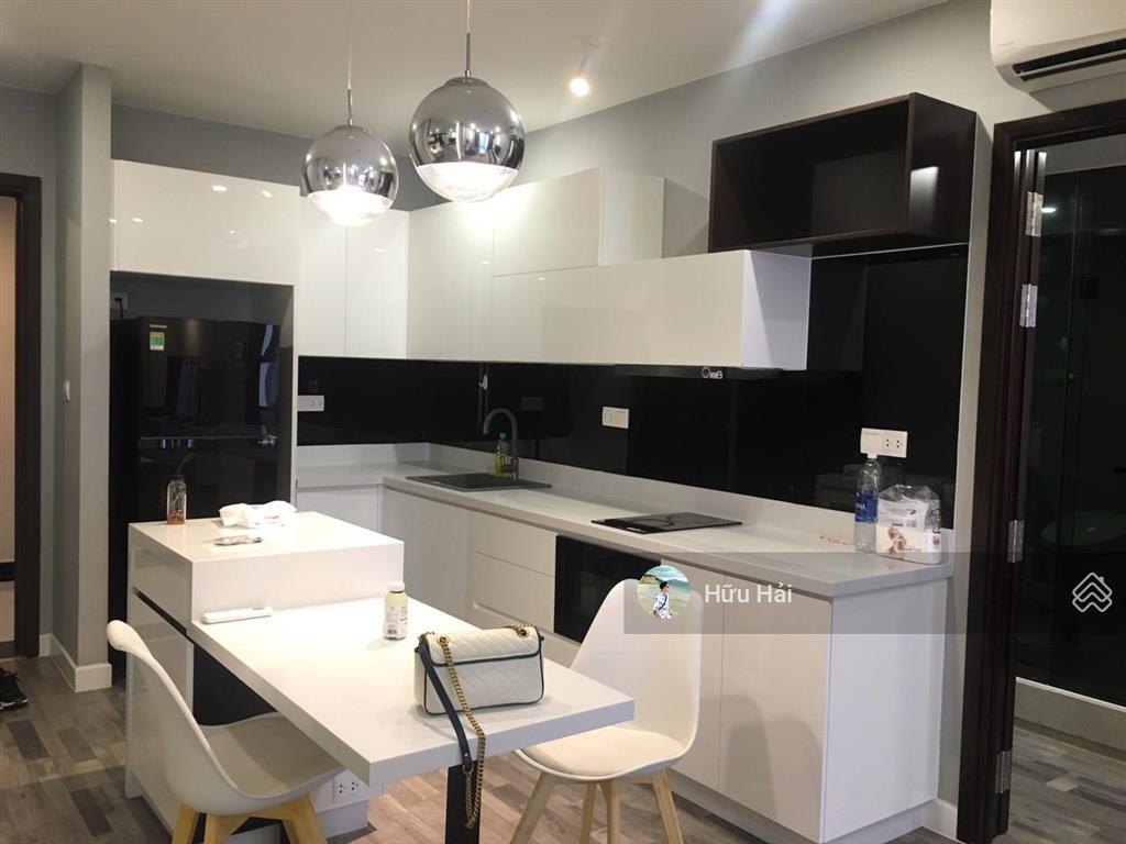 Cần bán căn 2pn chỉ 4.5 tỷ tại the botanica, 57m2, đầy đủ nội thất, thiết kế 2pn1wc, khu sân bay