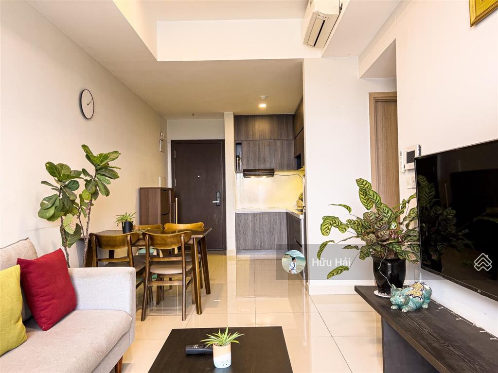 Bán nhanh căn 2pn chỉ 4.4 tỷ tại the botanica, 57m2, đầy đủ nội thất khu sân bay