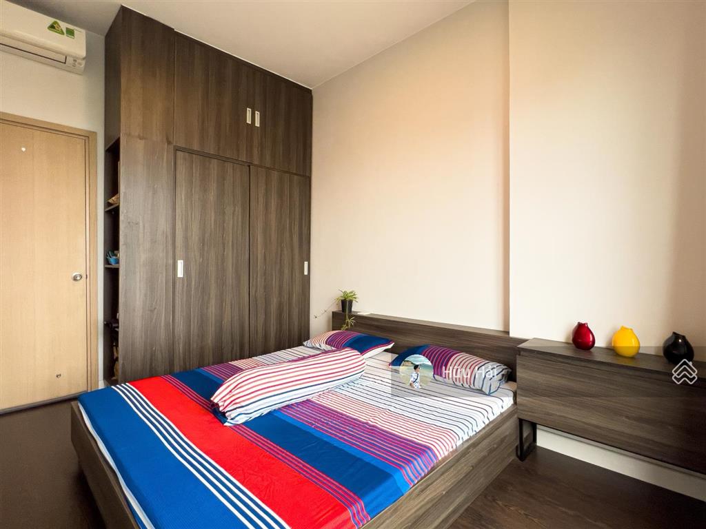 Bán nhanh căn 2pn chỉ 4.4 tỷ tại the botanica, 57m2, đầy đủ nội thất khu sân bay