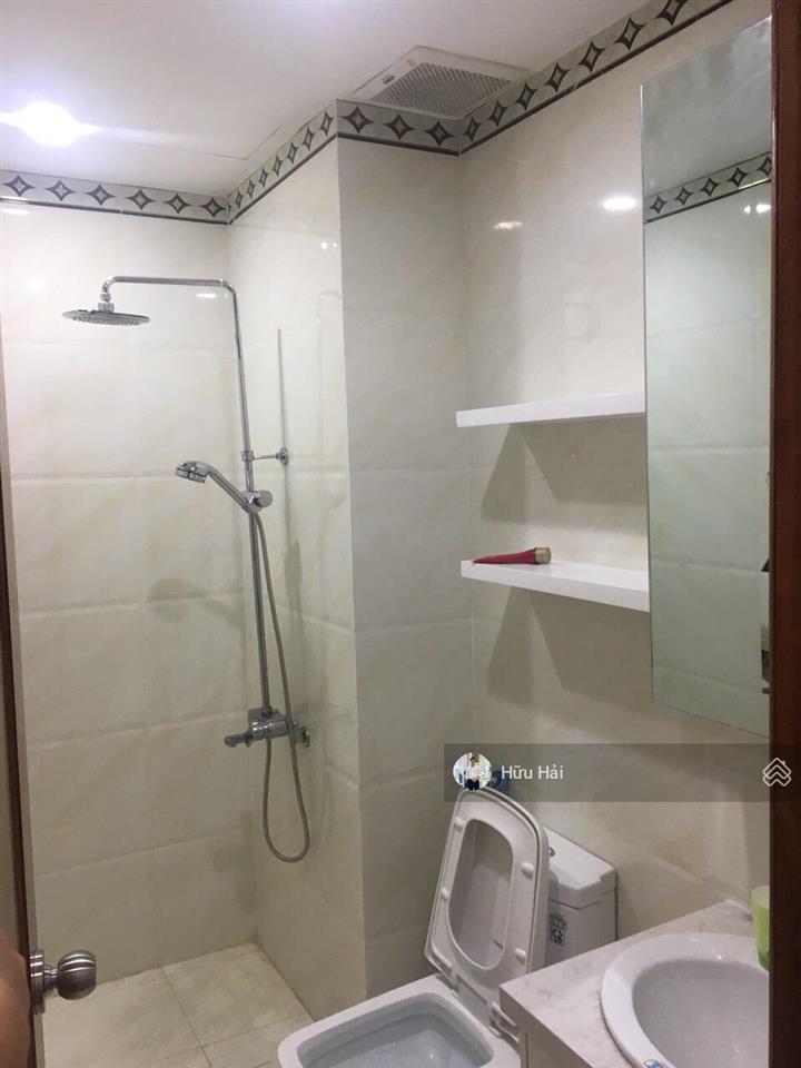 Giá tốt nhất khu  bán 3pn 102m2 giá chỉ 9.3 tỷ tại garden gate, có sổ hồng sẵn, view landmark