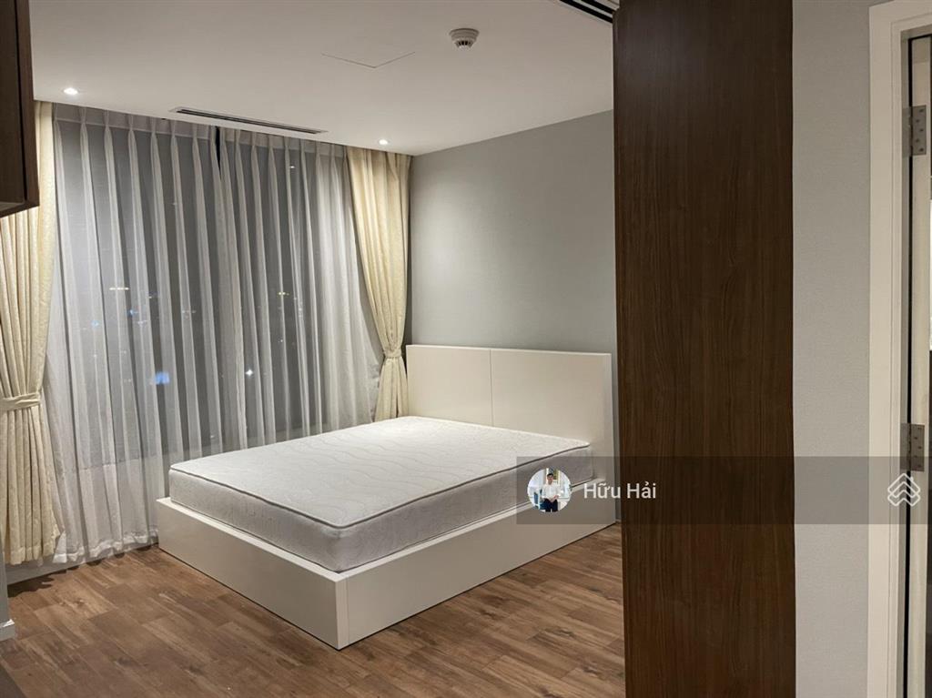 Giá tốt khu  3pn giá chỉ 7.5 tỷ tại garden gate, diện tích 87m², có sổ hồng, view công viên