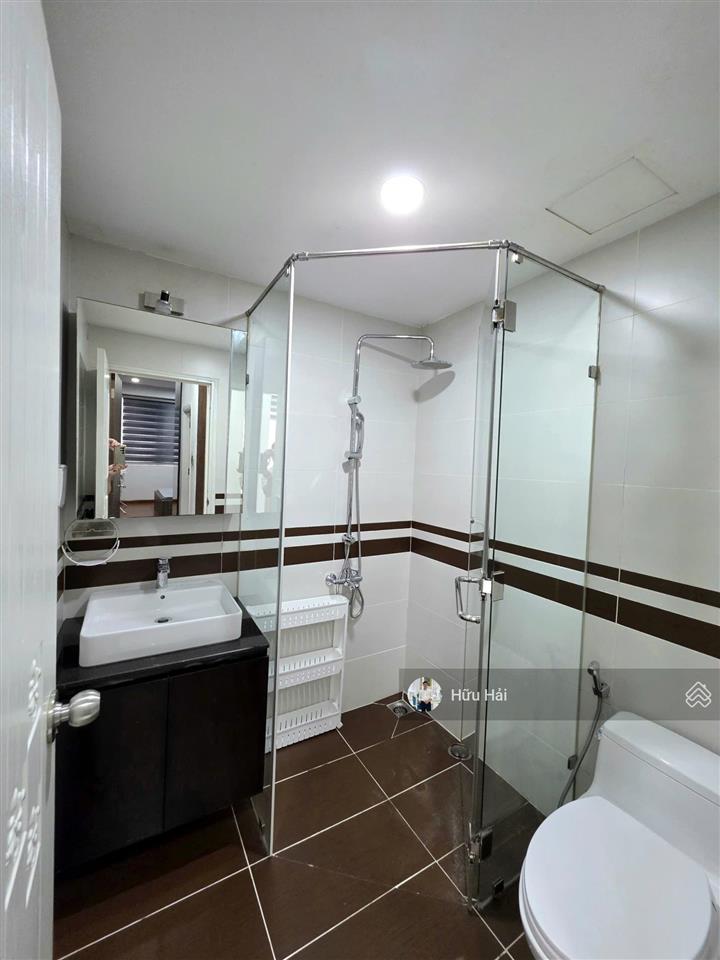 Hot!!! 2pn giá tốt chỉ 16,5 triệu, diện tích 73m2 tại the botanica, tầng cao view đẹp