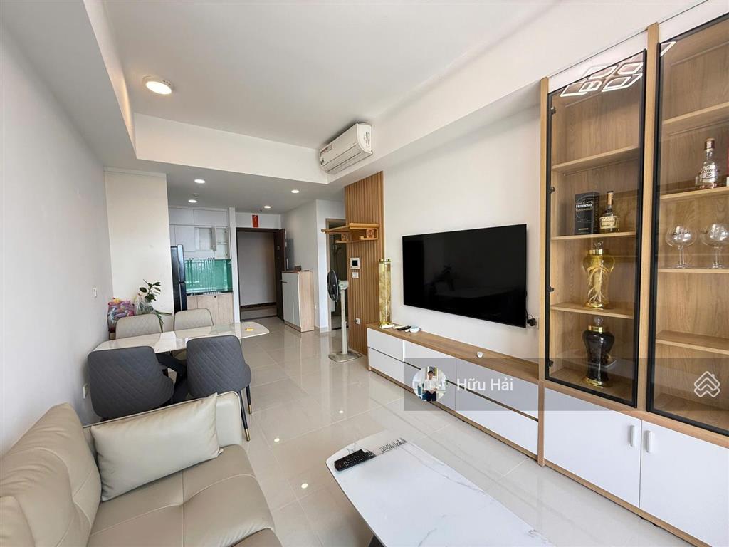 Cho thuê 2pn dt 69m2 giá chỉ 16,5 triệu tại botanica premier (novaland)  thiết kế có lô gia riêng