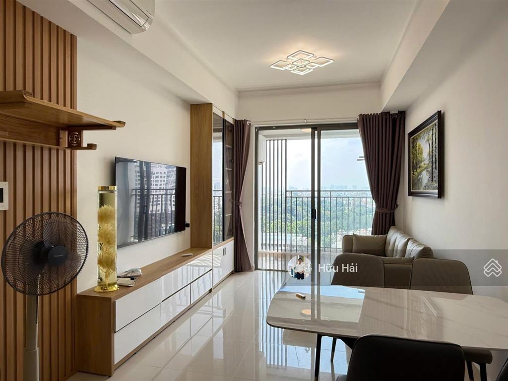 Cho thuê 2pn dt 69m2 giá chỉ 16,5 triệu tại botanica premier (novaland)  thiết kế có lô gia riêng