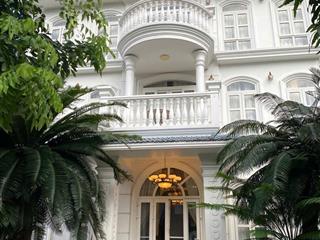 Biệt thự biển an viên nha trang lô góc 2 mặt tiền  sát biển có bãi tắm riêng chuẩn sống thượng lưu