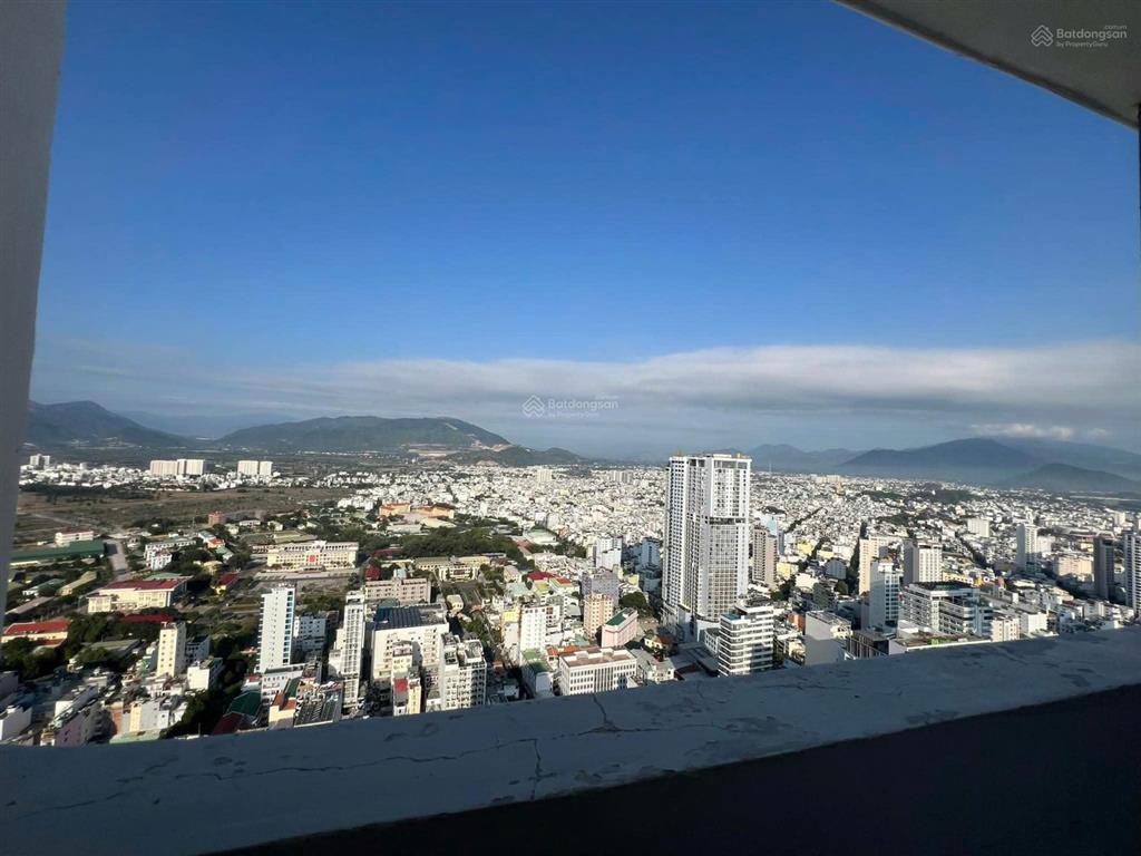Bán căn hộ biển cao cấp mường thanh  60 trần phú nha trang  tầng 45 view toàn tp
