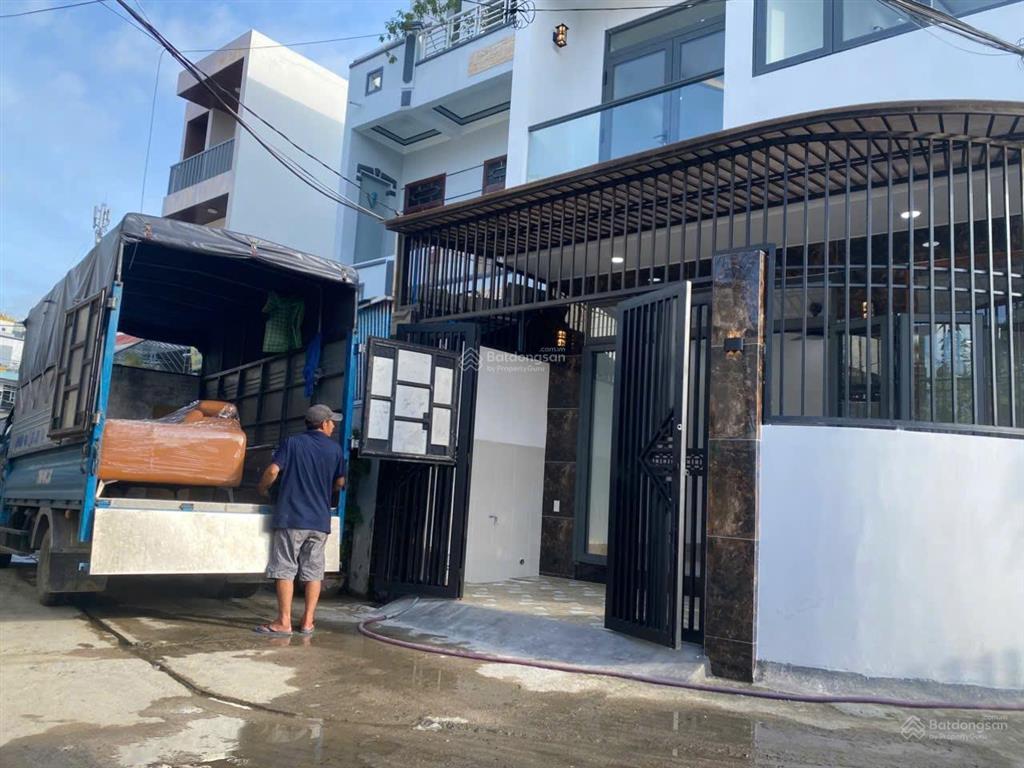 Nhà căn góc 3 tầng phước long  ngay kđt phước long  ô tô quay đầu  giá chỉ 4,7 tỷ