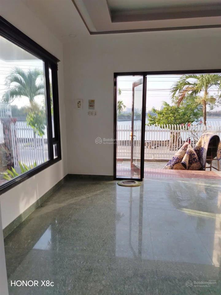 View triệu đô  nhà 3 tầng trực diện sông hòn  rớ phước đồng, nha trang 6pn 3 tầng 150m2