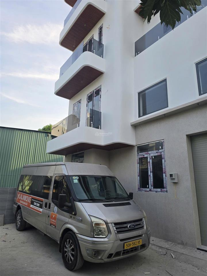 Bán nhà 1 trệt 3 lầu đường số 6, bình hưng hòa b, dt 9.4x7.7 nỡ hậu 9.7 công nhận 86m giá 6.8 tỷ