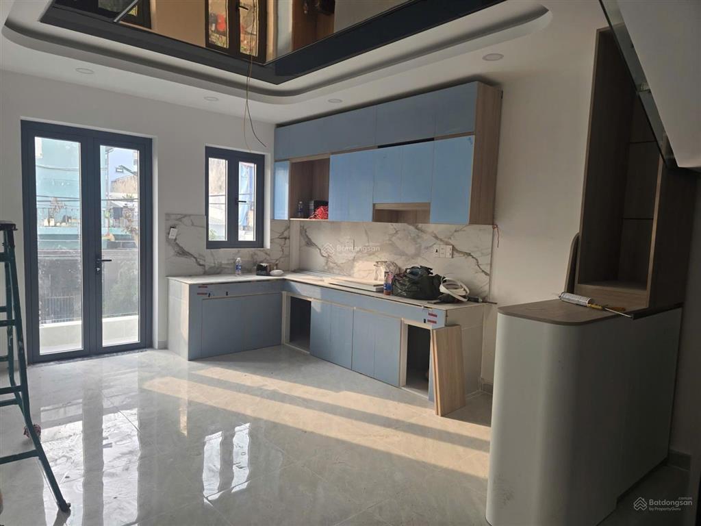 Bán nhà 1 trệt 3 lầu đường số 6, bình hưng hòa b, dt 9.4x7.7 nỡ hậu 9.7 công nhận 86m giá 6.8 tỷ