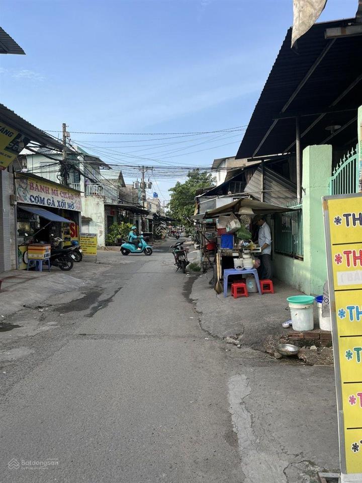 Bán nhà cấp 4, hẻm võ văn vân, vĩnh lộc b, đã có thổ cư, shr, dt 3.9x30 giá 4.9 ty