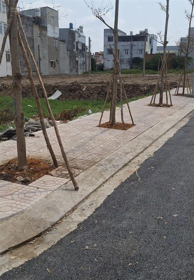 Bán đất hẻm 232 hương lộ 80, bình hưng hòa b, bình tân, dt 4.3x11 giá bán 3 tỷ 700tr