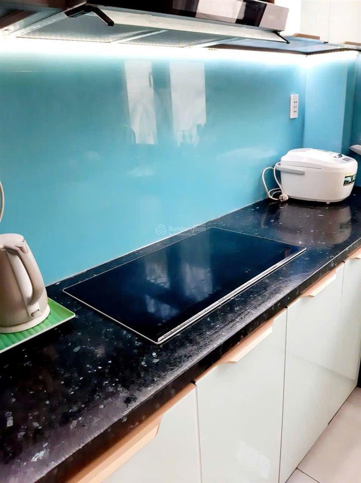 Bán nhà 1 trệt 2 lầu, tum kdc xã phạm văn hai, bình chánh, dt 5x17.88