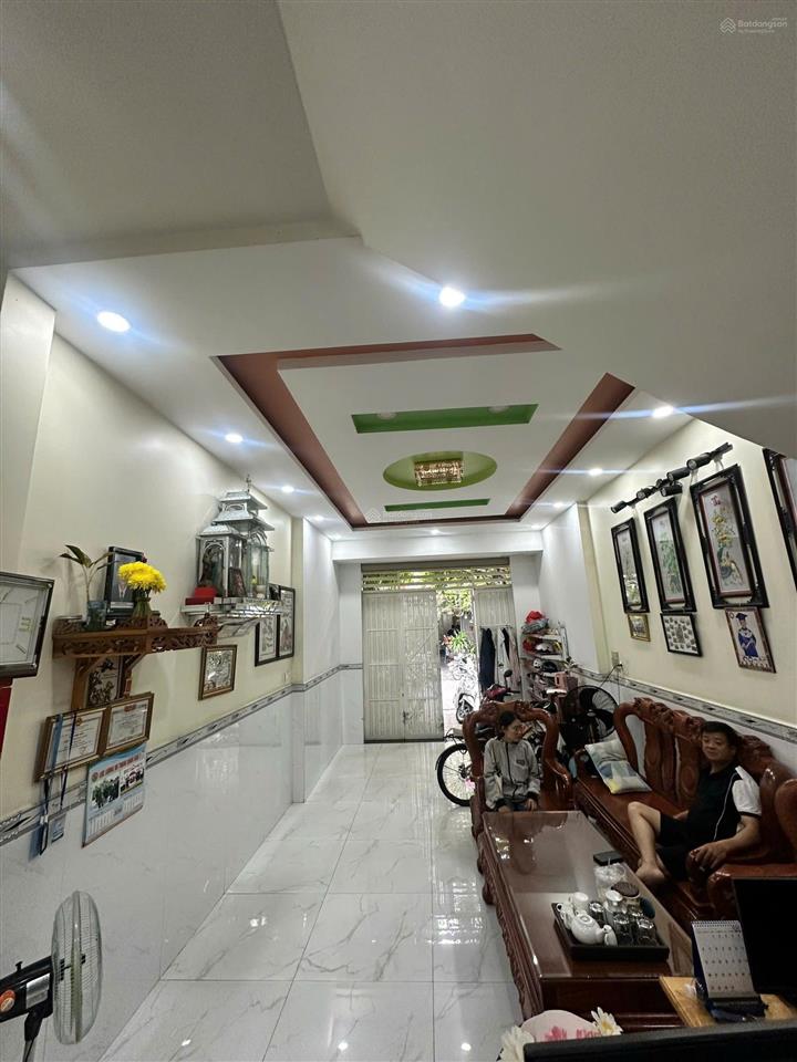 Bán nhà 1 trệt 2 lầu, tum, mt đường dc7, sơn kỳ, tân phú, dt 4x14 giá 8.9 tỷ thuận tiện kinh doanh